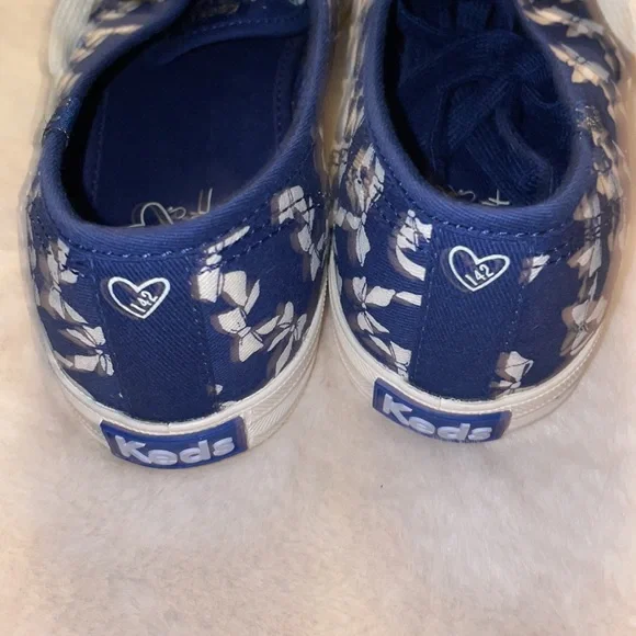 Keds Taylor Swift Navy Blue Floral Canvas Sneakers 9.5 new! - Picture 4 of 7